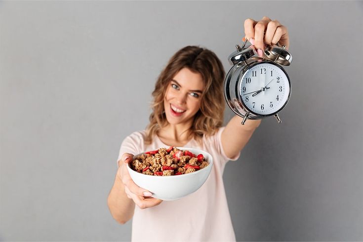 Reloj biológico y metabolismo: por qué el "cuándo" también importa reloj biológico y metabolismo alimentación saludable